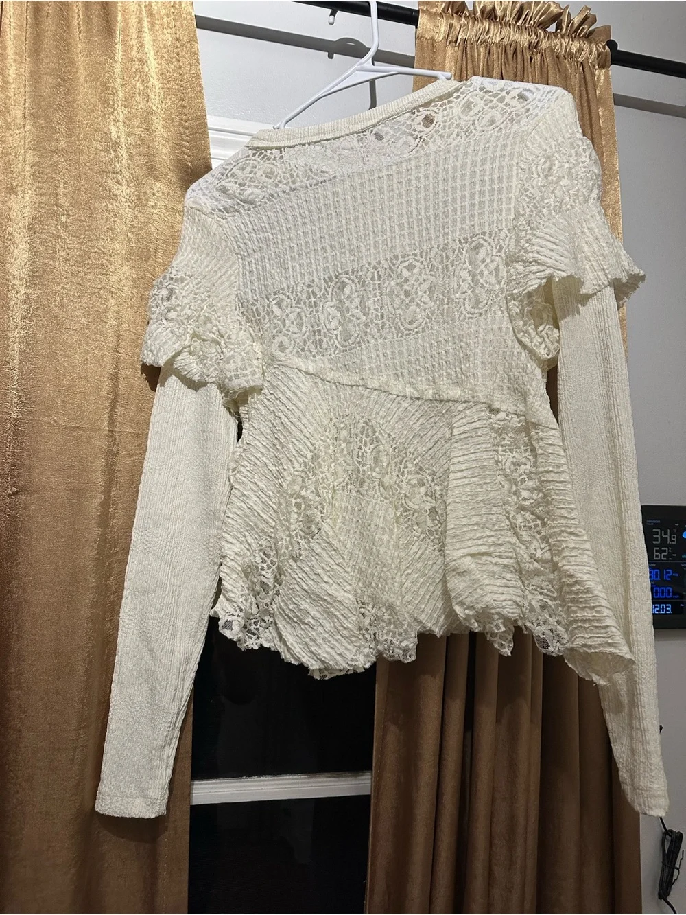 Free people Women’s Cream Textured Ruffle Knit Top